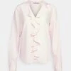 Anna Field Blouse With Frontal Volant - Blouse - Pink -Modekleding Winkel 88117b30edf247248403e132ff2d7ee4